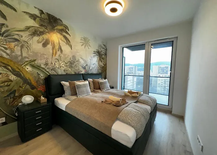 Riverguard With Free Parking *